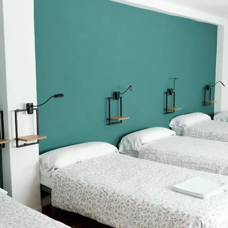 Baruhaus Grupos Rua Legio Holiday home Leon